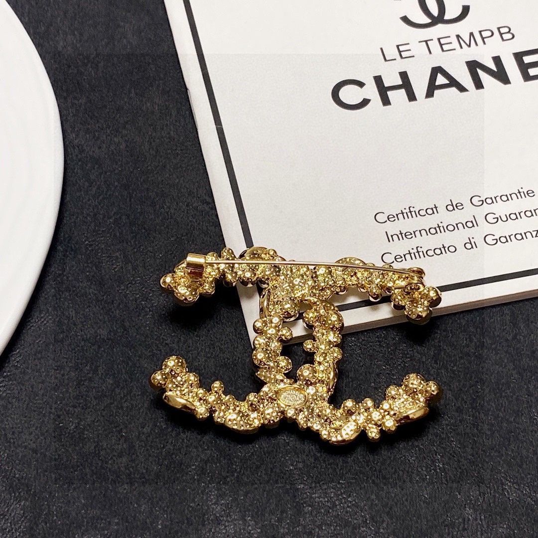 購入前にコメント☆シャネル ブローチ 今日特価】Chanel シャネル 新入荷 ブローチ-MM輸入 - メルカリ