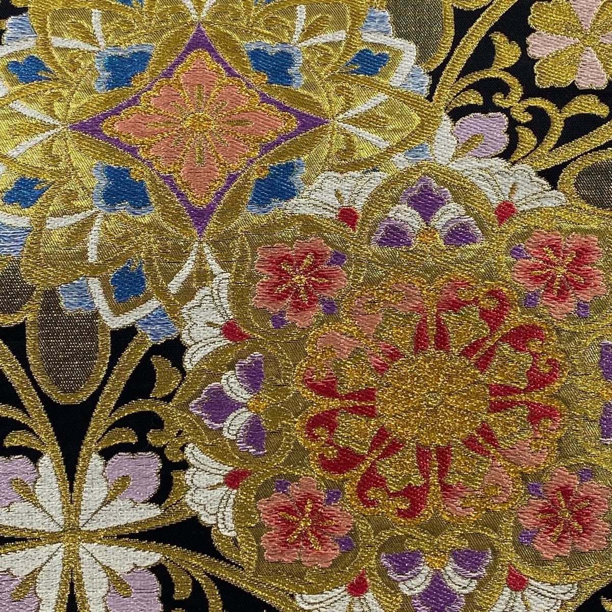 袋帯 美品 秀品 振袖向き 華文 七宝華文 金糸 箔 黒 六通 正絹