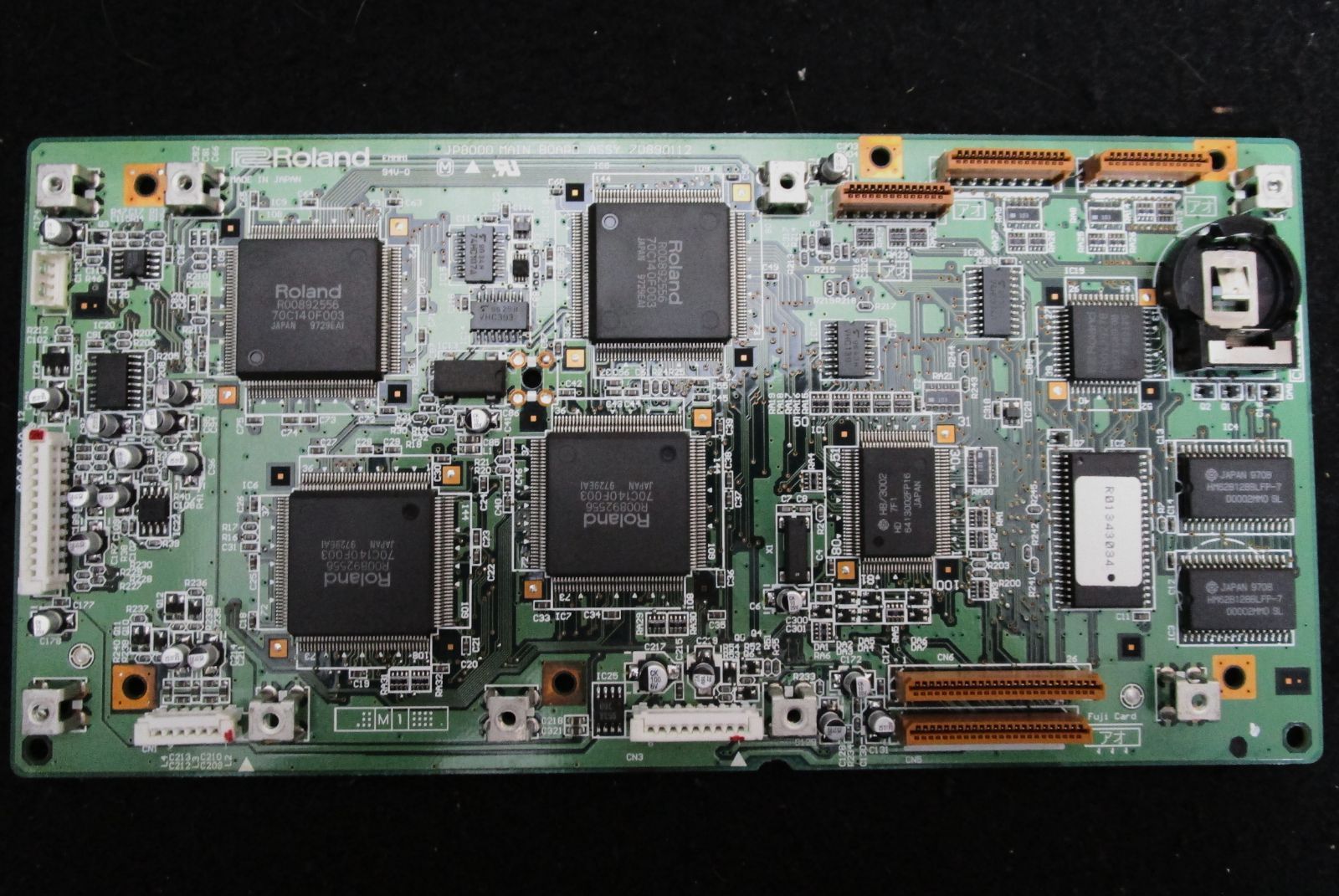 アナログモデリングシンセサイザー