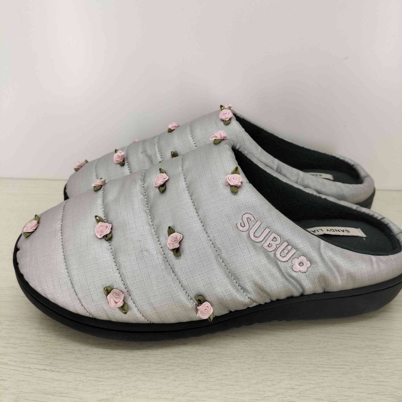 スブ SUBU SANDY LIANG SLIPPERS in ROSETTES レディース 表記無