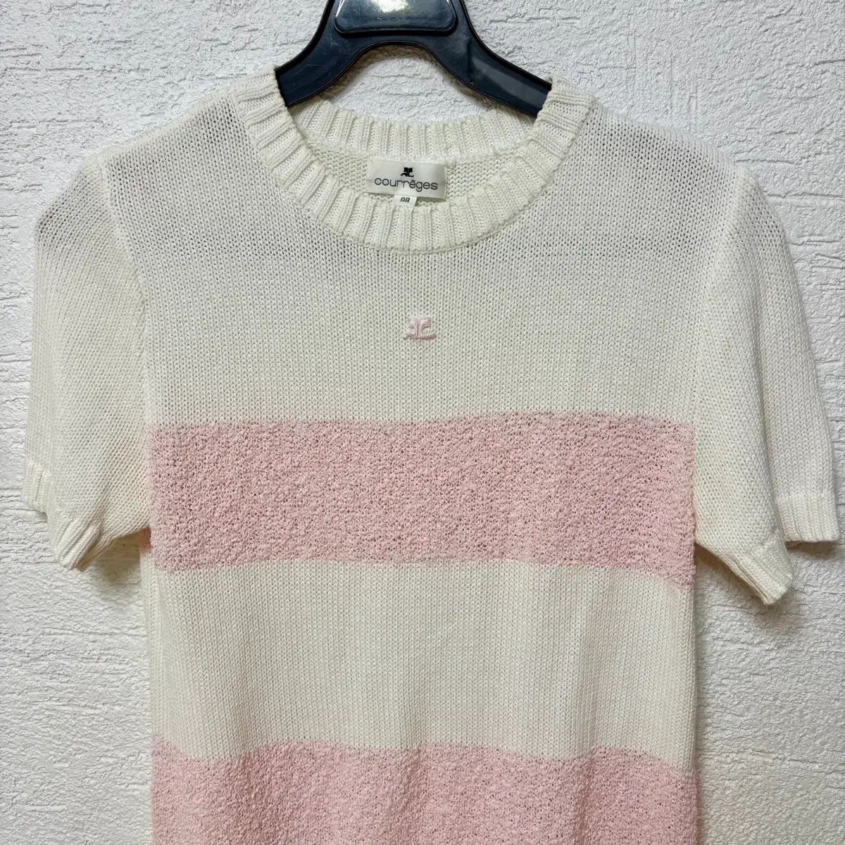 Courreges クレージュ 半袖ニット 刺繍ロゴ バイカラー 9号 Mサイズ 中古・古着通販】courreges (クレージュ) ロゴ刺繍半袖ニット
