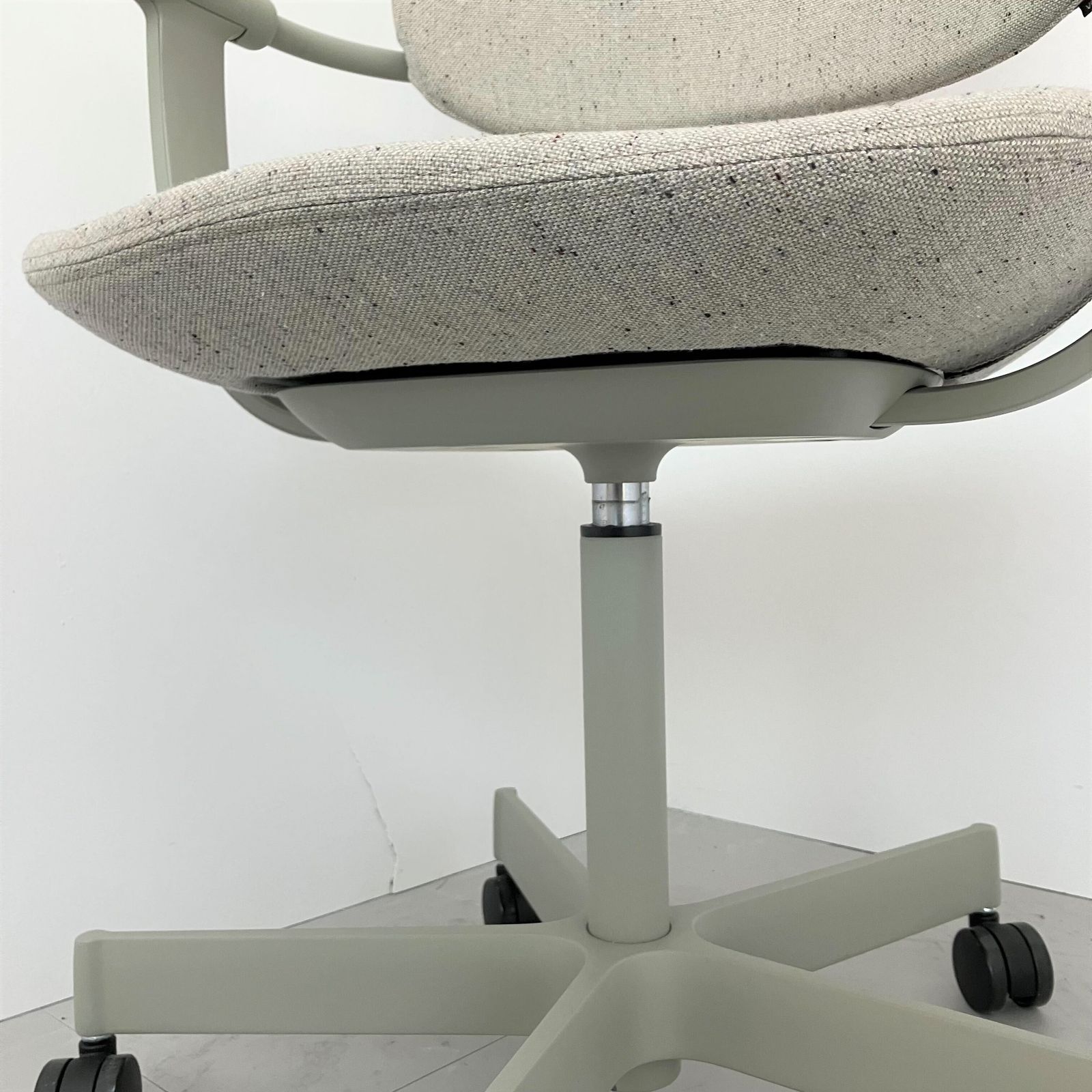 【中古 S(美品)】vertebra03(バーテブラ03) KG-825CD-G1H9 中古 S(美品)】vertebra03(バーテブラ03) KG-825CD-G1H9 - メルカリ