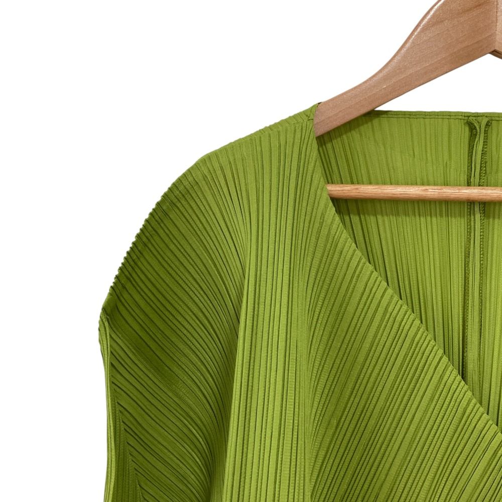 PLEATS PLEASE プリーツプリーズ　カーディガン　グリーン　サイズ3 プリーツプリーズ PLEATS PLEASE カーディガン 3 グリーン ブラック 緑