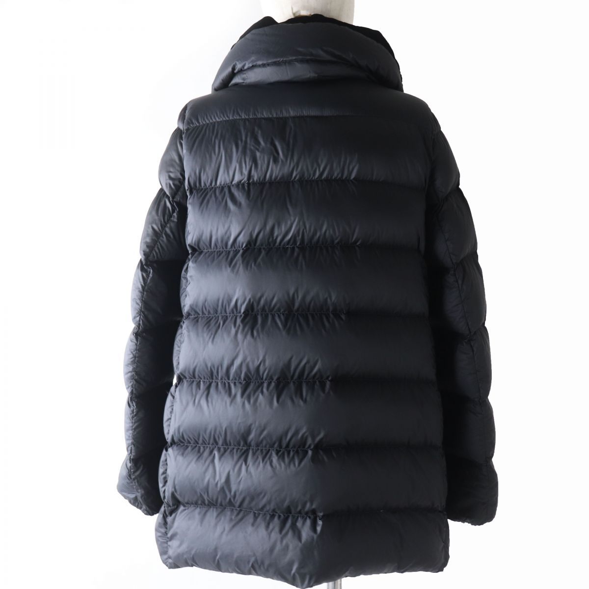 美品☆国内正規品 MONCLER モンクレール 18-19AW TORCOL トルコル 襟ベロア切替 ZIP ダウンロングコート ブラック 黒  レディース 1 - メルカリ