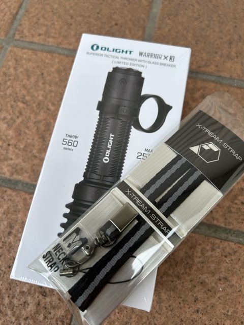 Olight オーライト WARRIOR X 3 50本限定 ガンメタルグレー ネック