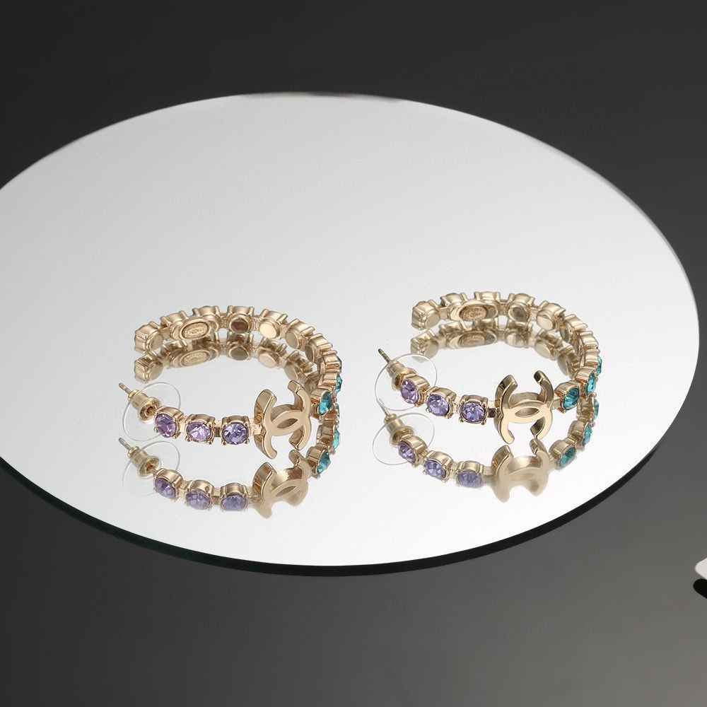 CHANEL クリスタル ゴールド ピアス リング・フープ