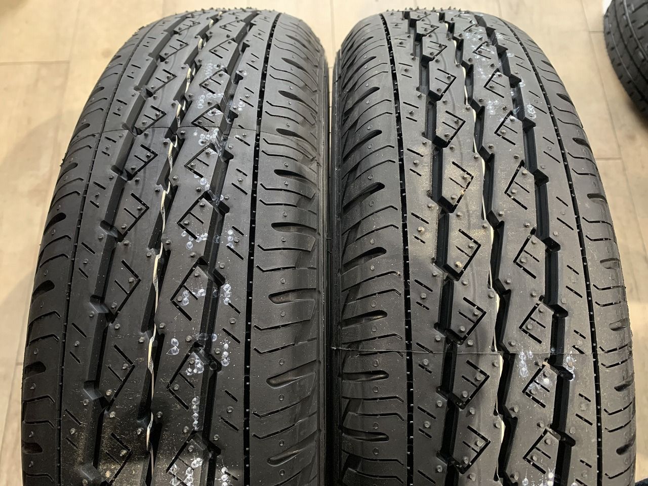 店頭販売 新品 BRIDGESTONE K370 145/80R12 2024年 4本セット エブリィ