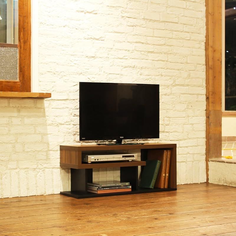 □ユニークで無駄のないデザイン 縦でも横でも使える テレビ台