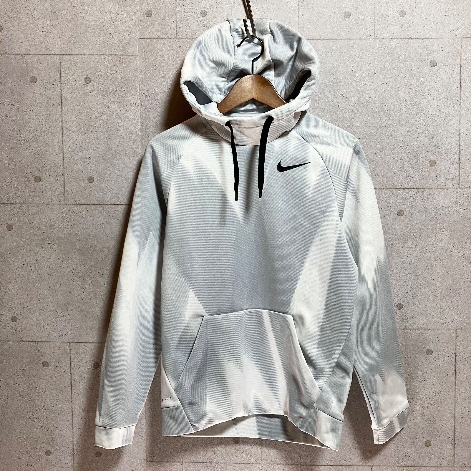 NIKE ドライフィット パーカー - トップス