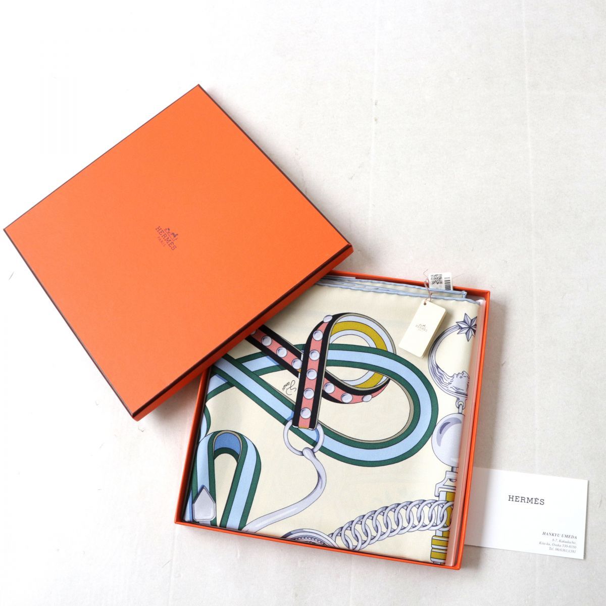 ✨希少美品✨HERMES エルメス カレ90 グラン・トゥラララ　シルク100％ カレ ダブルフェイス90 《グラン・トゥラララ》 | Hermès