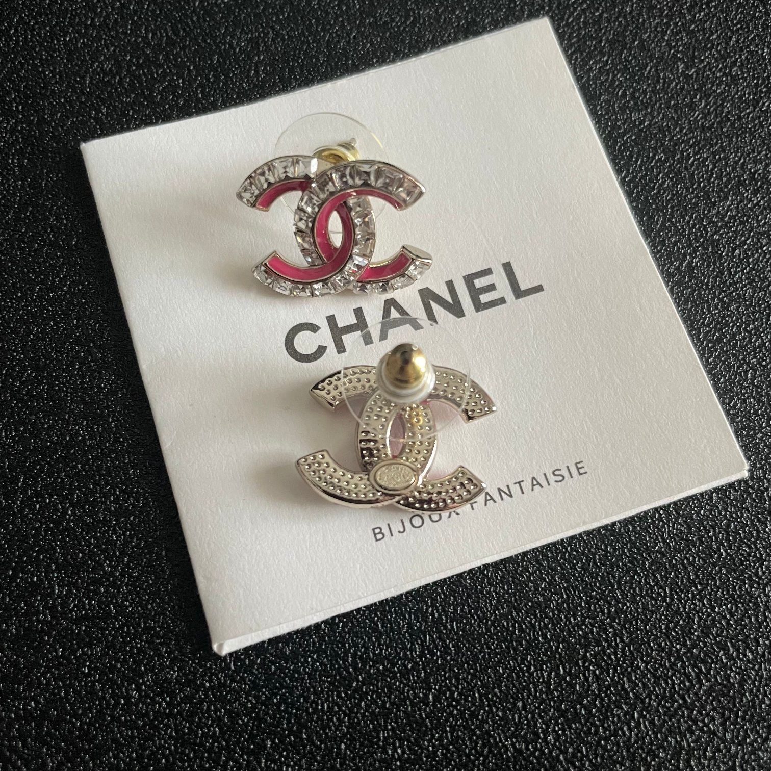 今日特価】CHANEL ヴィンテージ ピアス エレガントなデザイン