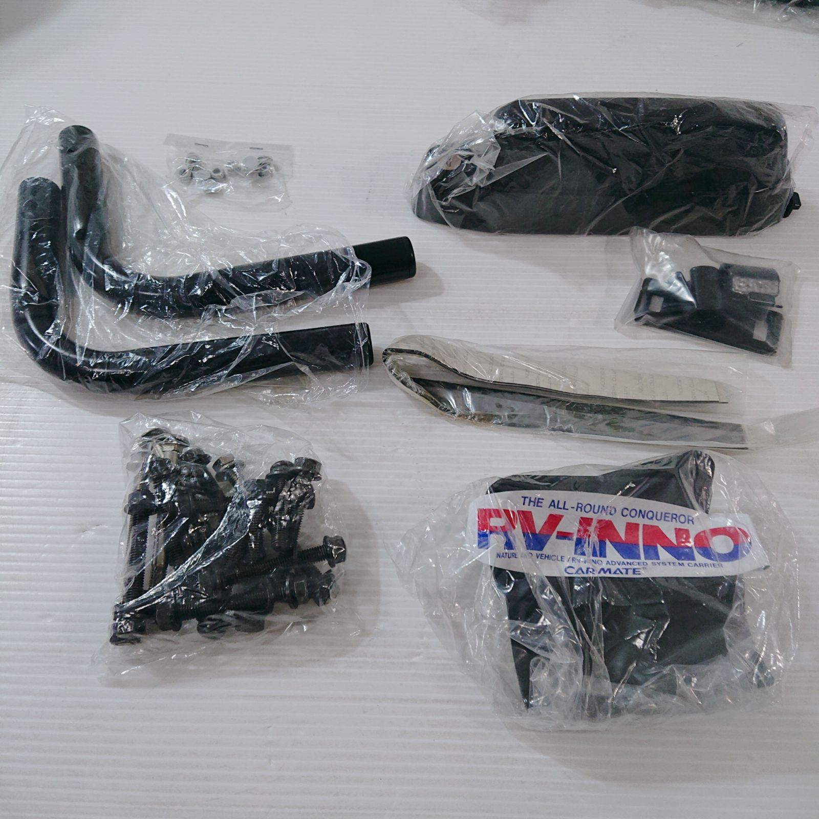 BN スキー スノーボードセット (ボルト取付タイプ) RV-INNO リア BN スキー スノーボードセット (ボルト取付タイプ) RV-INNO リア