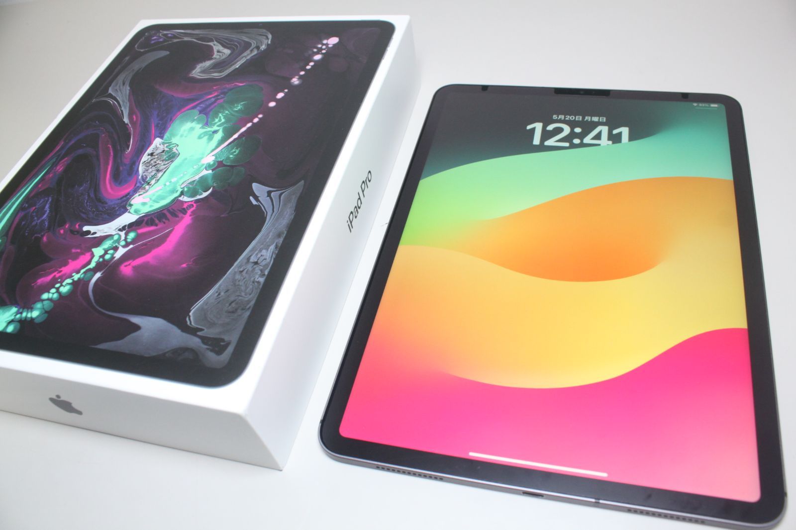 iPad Pro（11インチ）Wi-Fi+セルラー/256GB〈MU102J/A〉A1934 ⑤