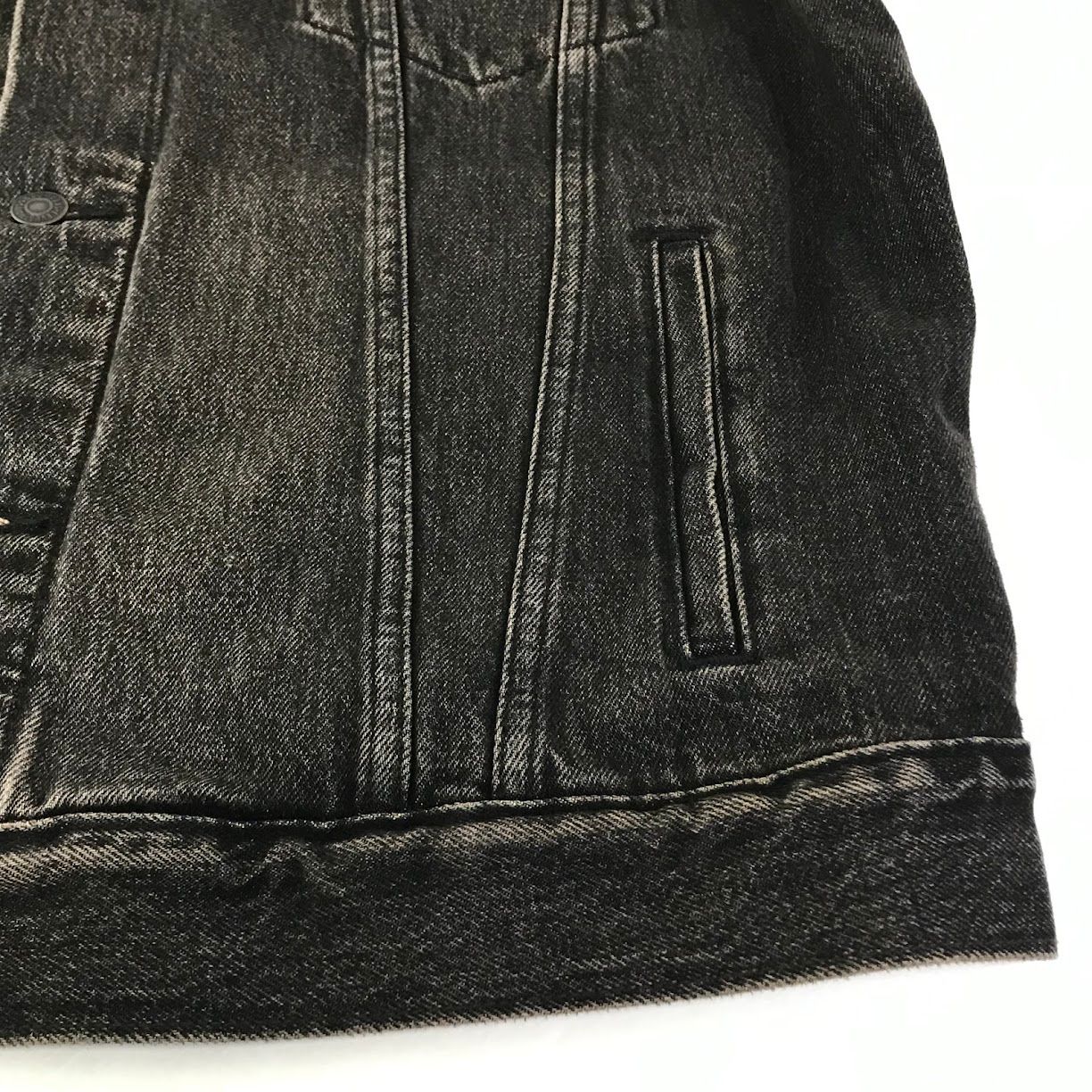 倉吉店】Levi