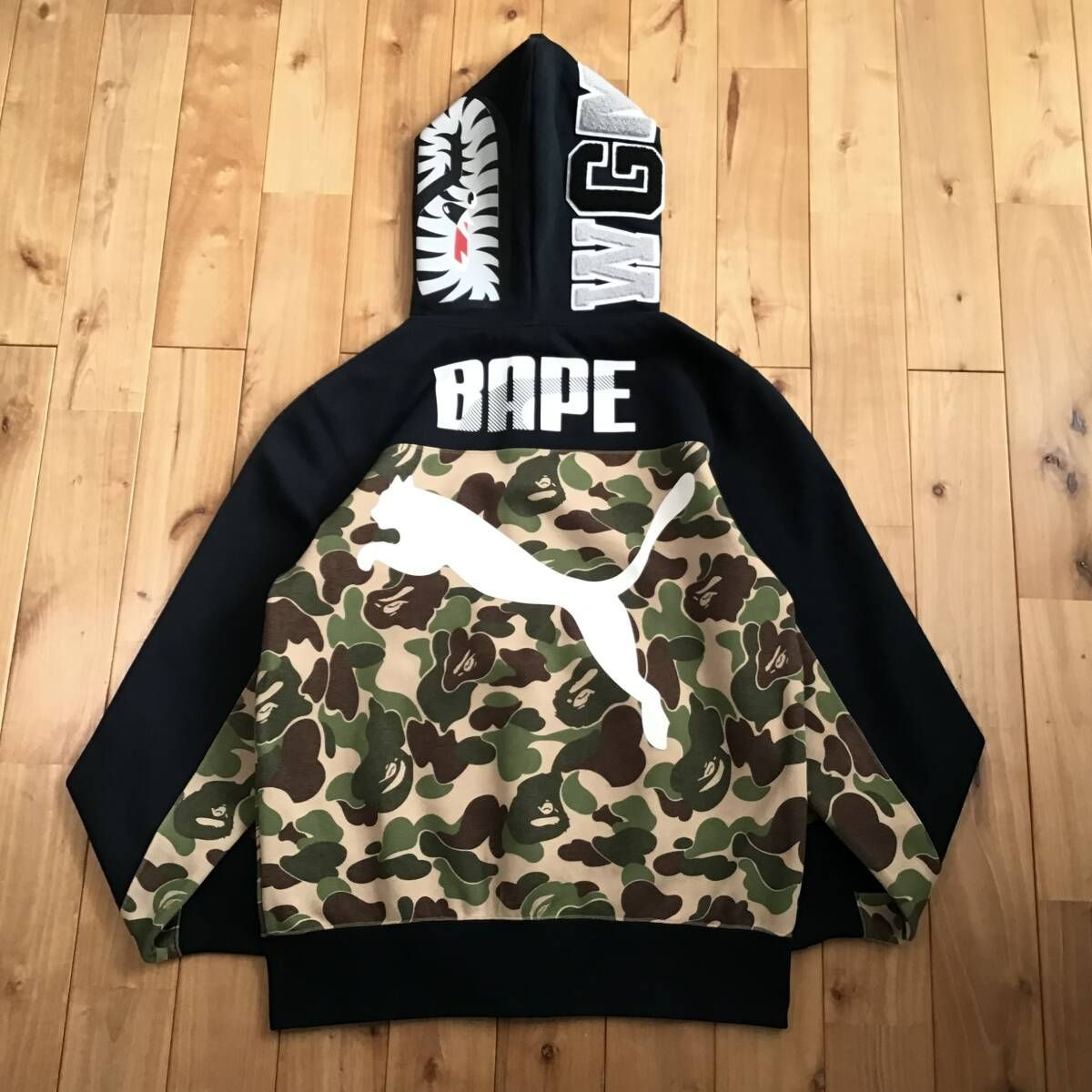 PUMA × BAPE シャーク パーカー Sサイズ shark full zip hoodie a bathing ape プーマ エイプ ベイプ  BTS V テテ 着用モデル - メルカリ