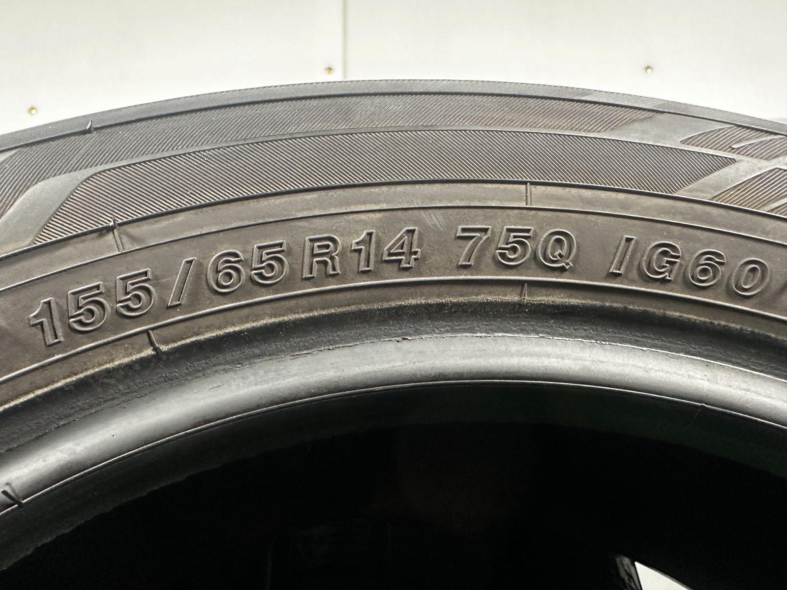送料無料☆155/65R14 ヨコハマ IG60 2021年製 4本 冬タイヤ 送料無料☆155/65R14 ヨコハマ IG60 2021年製 4本 冬タイヤ