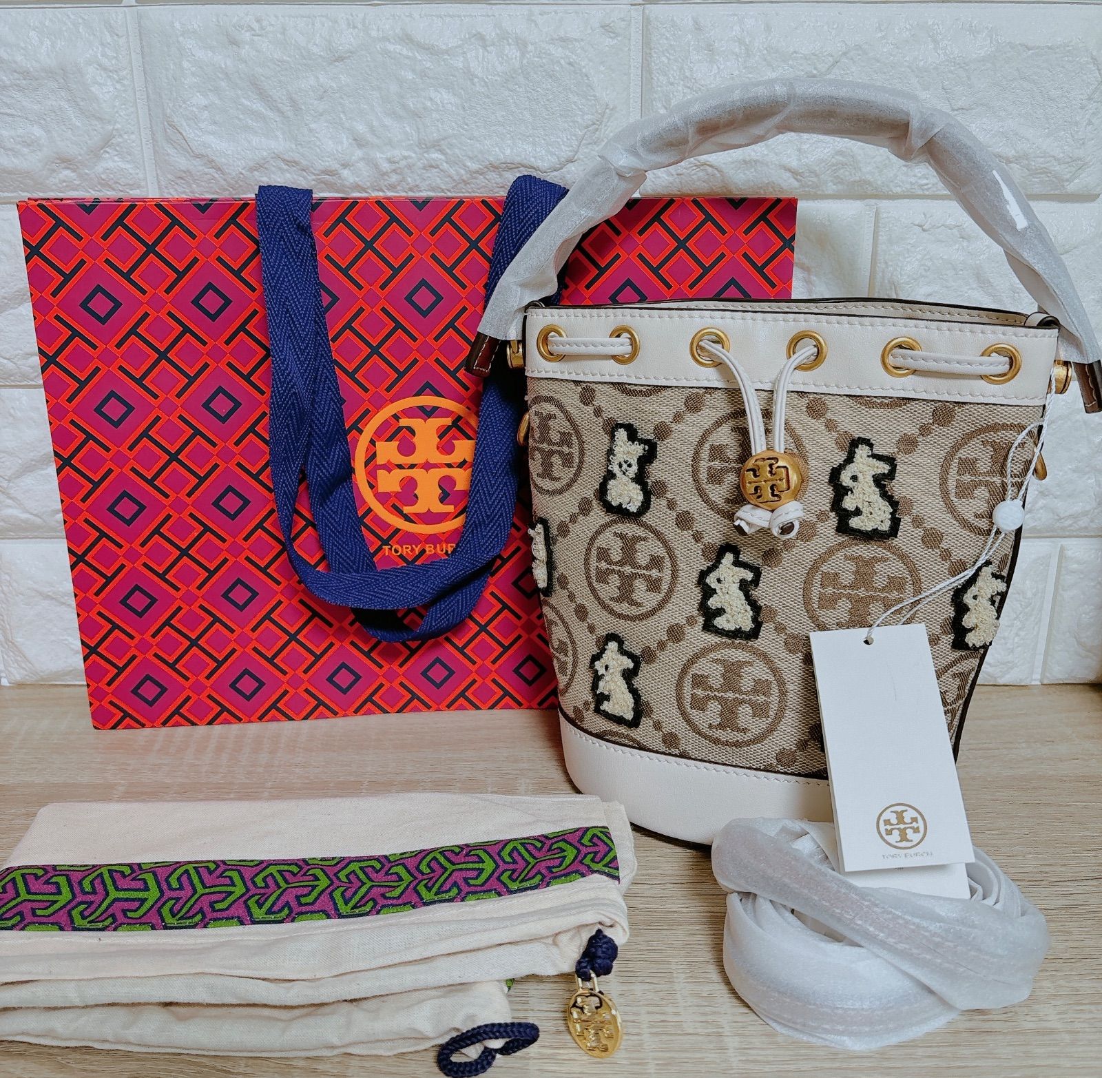 1点再入荷✨️【大人気♡新品】SSコレクション ToryBurchトリーバーチT 