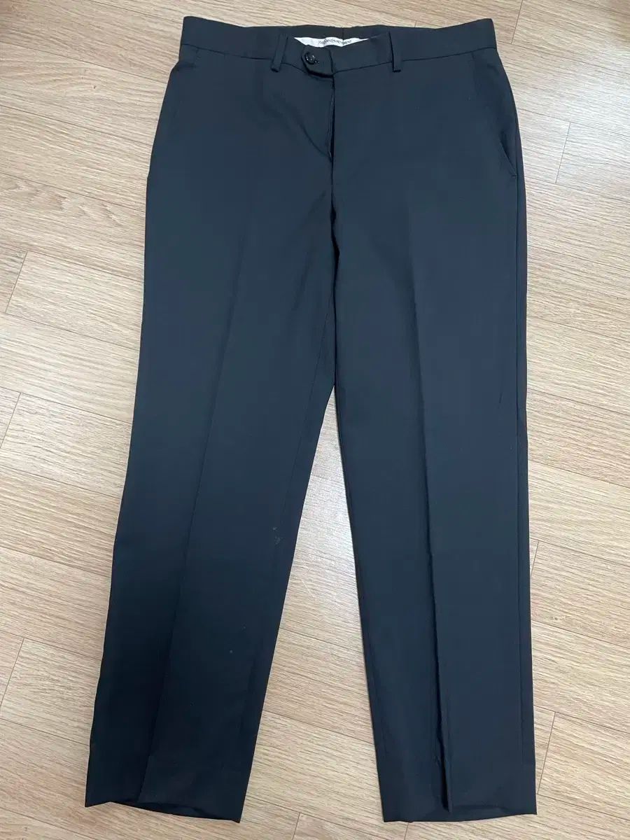 明白な サンローラン ネイビー セットアップ 立体的な