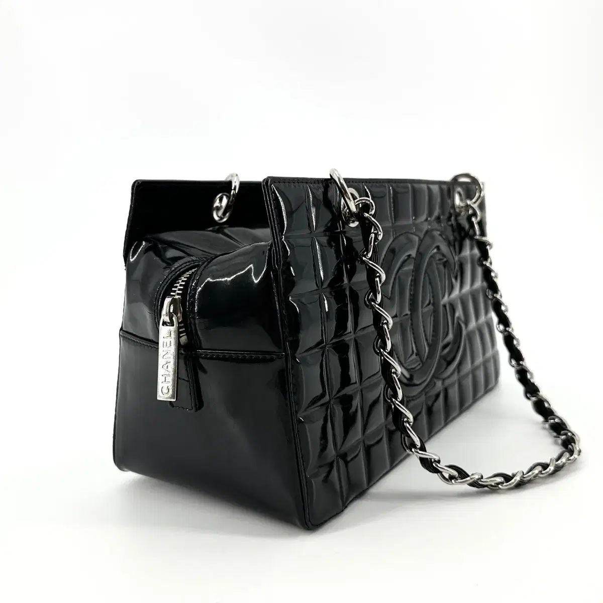 Chanel(シャネル) チョコバー パテントレザー チェーン