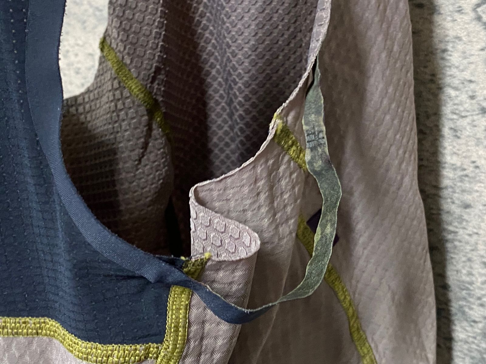 【即納】品質100％ 保証！ JI239 パスノーマルスタジオ PAS NORMAL STUDIOS Essential Bibs ビブショーツ 薄茶 M ウェストゴム劣化のためジャンク 送料無料・代引可。