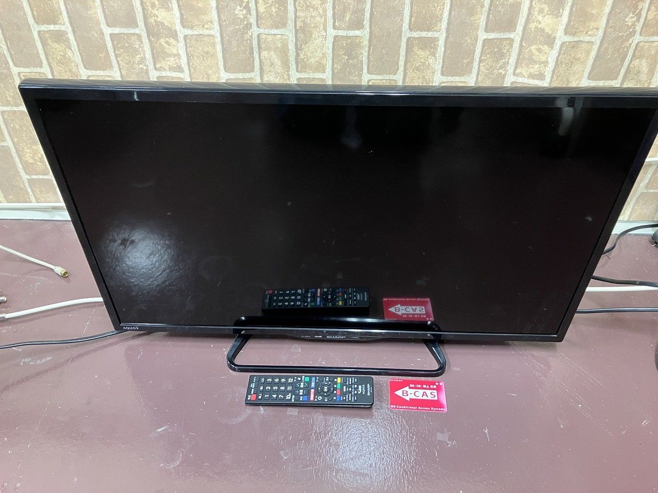 SHARP LC-32E40 32インチ 液晶テレビ Amazon.co.jp: シャープ 32V型 液晶 テレビ AQUOS LC-32E40