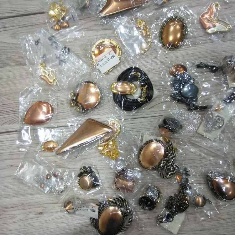 K040  七宝焼き アクセサリー 素材  大量まとめ売り K117 七宝焼きアクセサリーパーツ素材 大量90点セット - メルカリ