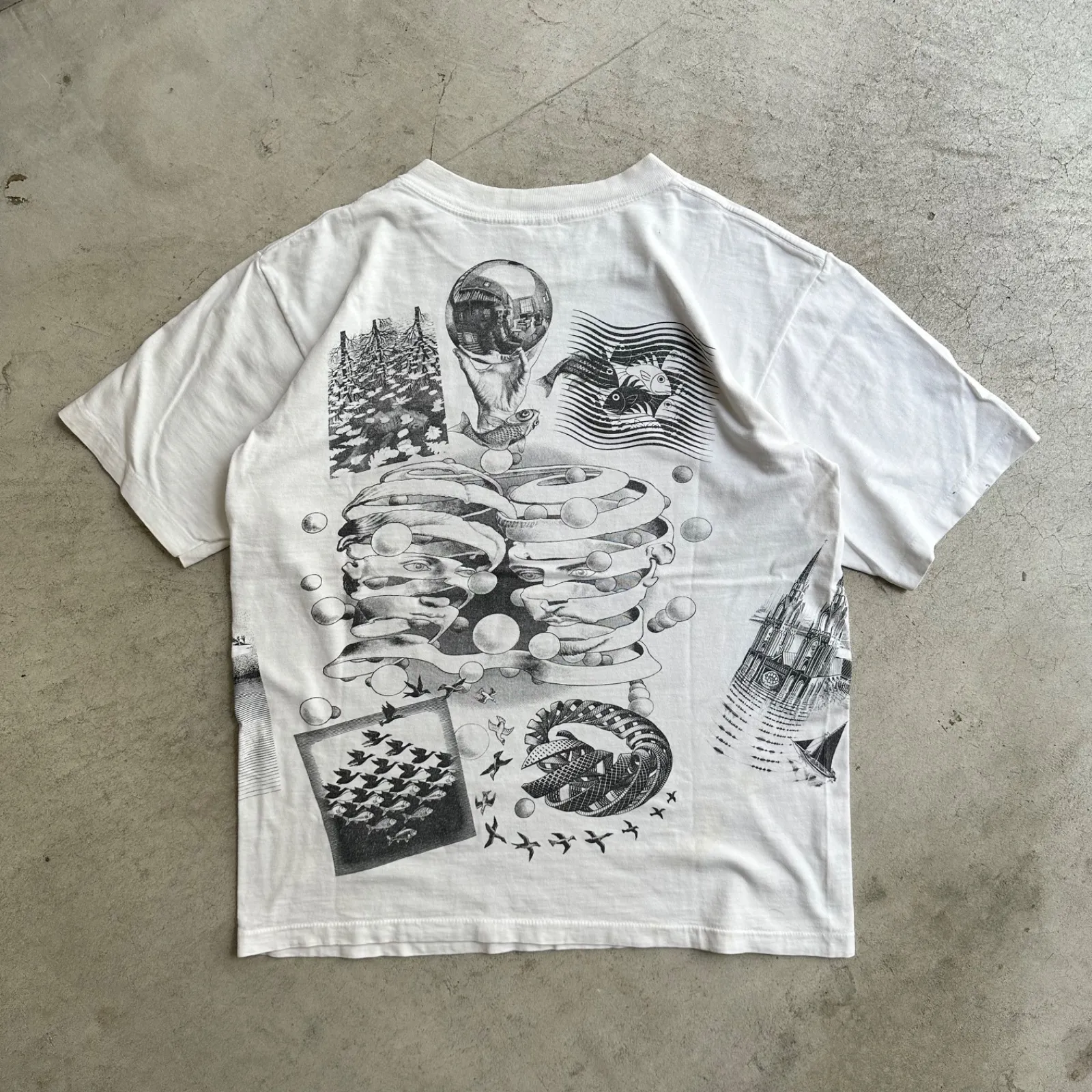 エッシャー VTG 90年代 M.C. Escher グラフィックTシャツ エッシャー VTG 90年代 M.C. Escher グラフィックTシャツ