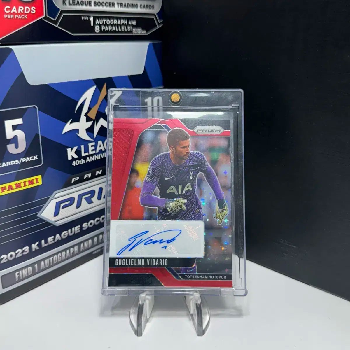 お得，新作登場 2425 Panini パニーニ プリズム トッテナム ヴィカリオ レッドスターオート サインカード 記念グッズ