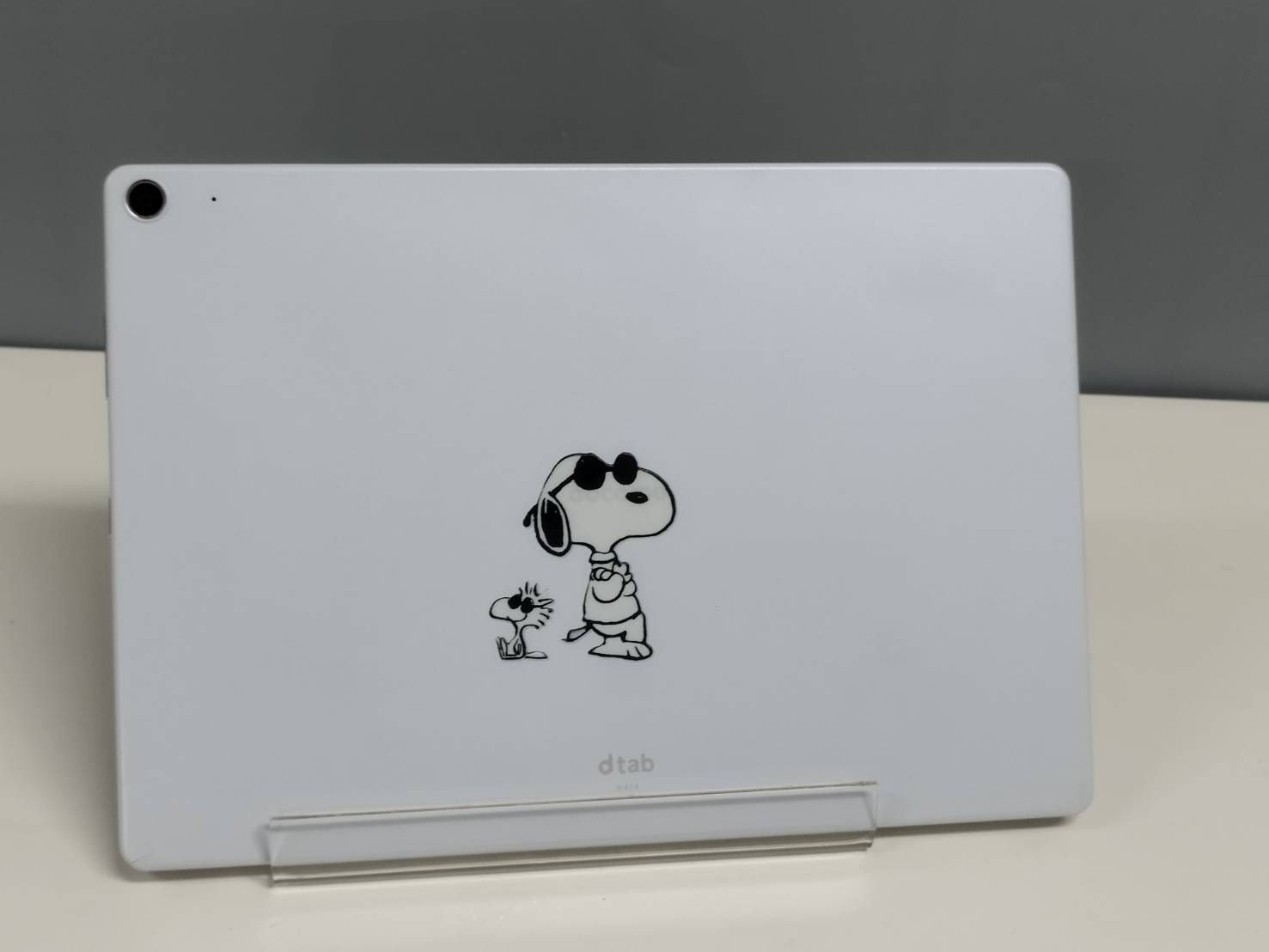 docomo dtab d-41A/64GB/SIMフリー/タブレット/Android※背面にシールあり