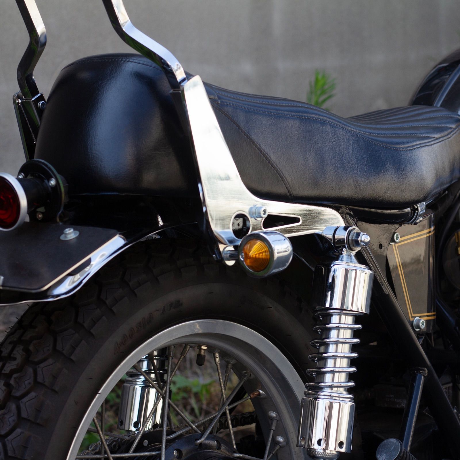 W650/400/800用 シーシーバー ミドル MOTOR ROCK (MR-SM097M) - メルカリ