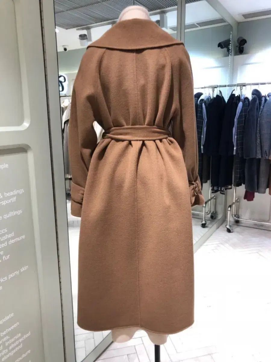 背景のある 67 ベイ zooc ジューク zooc カシミヤ ロングコート キャメル