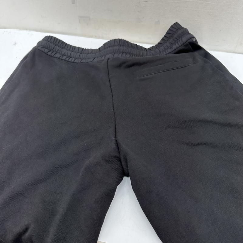 新品未使用★モンクレール・ラインストーンワッペン付 ショートパンツ(S) MONCLER モンクレール ショートパンツ メンズ パンツ 水着