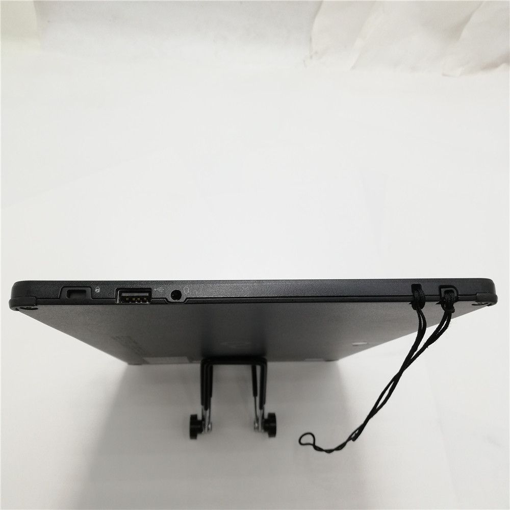 フルHD 13.3型ワイド