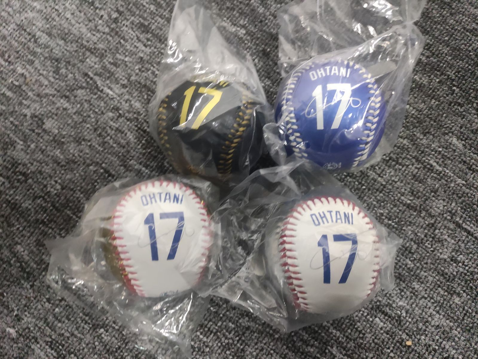 完全 大谷翔平 2025 MVP 50|50記念ボール 4個セット