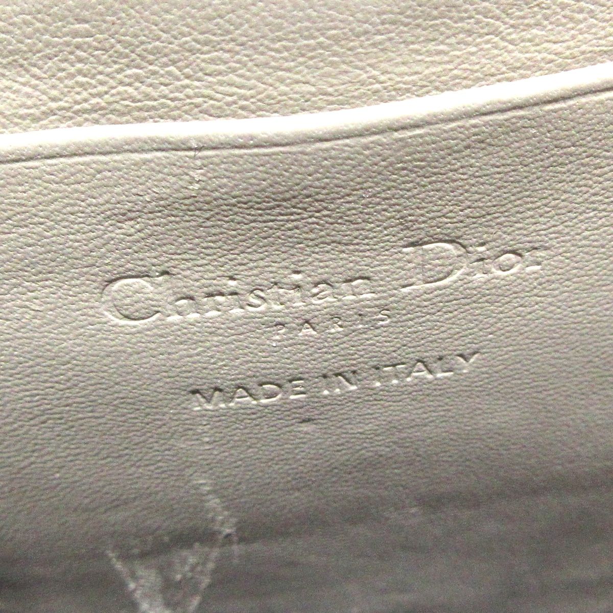 DIOR