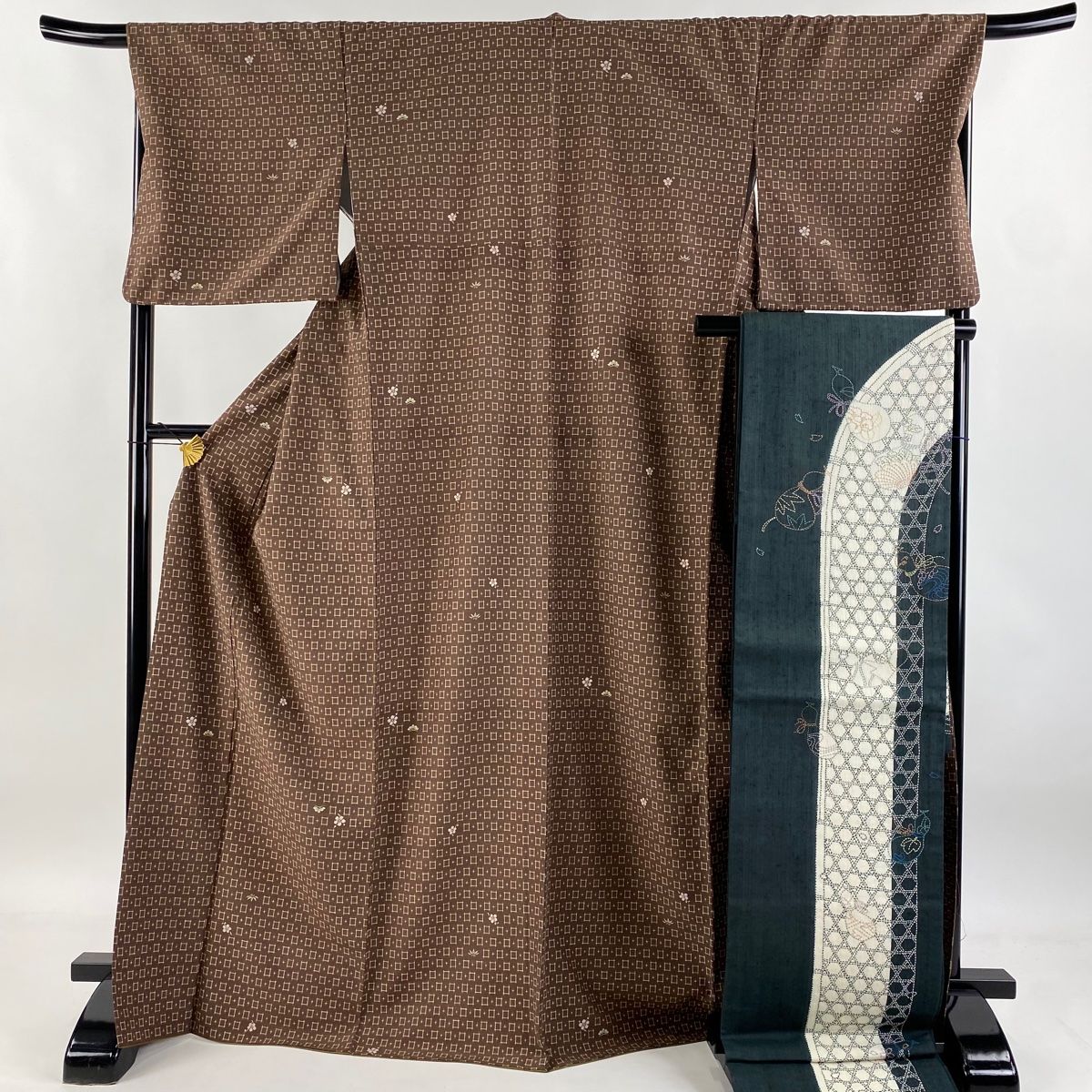紬 身丈171cm 裄丈68cm L 袷 袋帯セット 松竹梅 井桁絣 茶色 正絹 名品