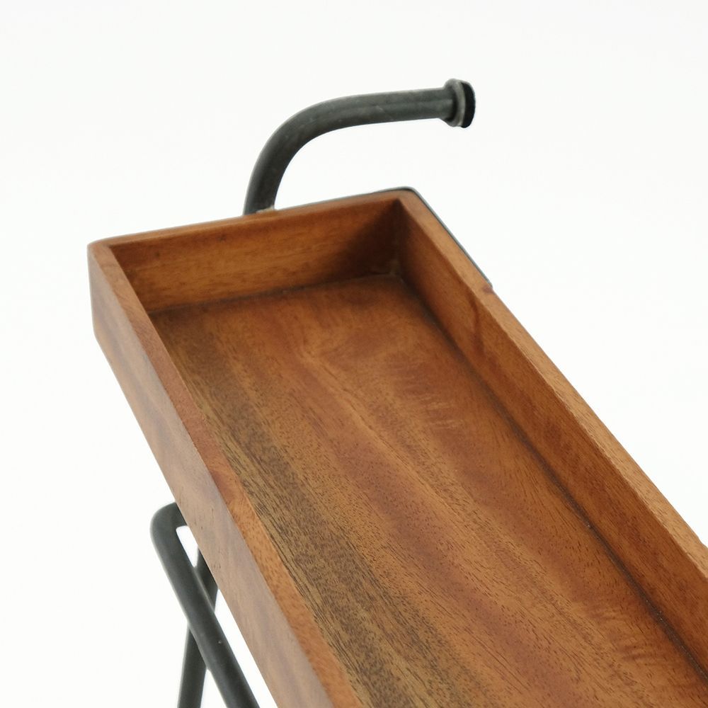 幅広い場所で大活躍のラダートレイハンガー