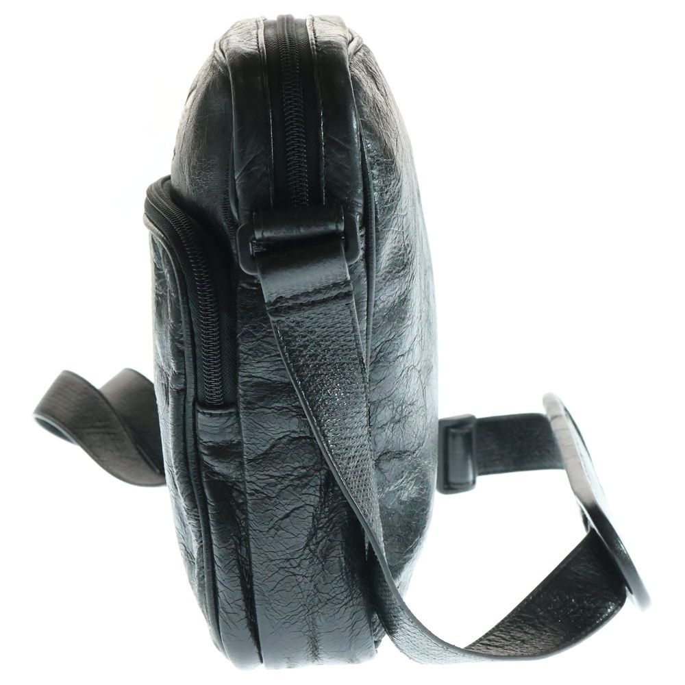 スリーラインスモールクロスボディレザーショルダーバッグ