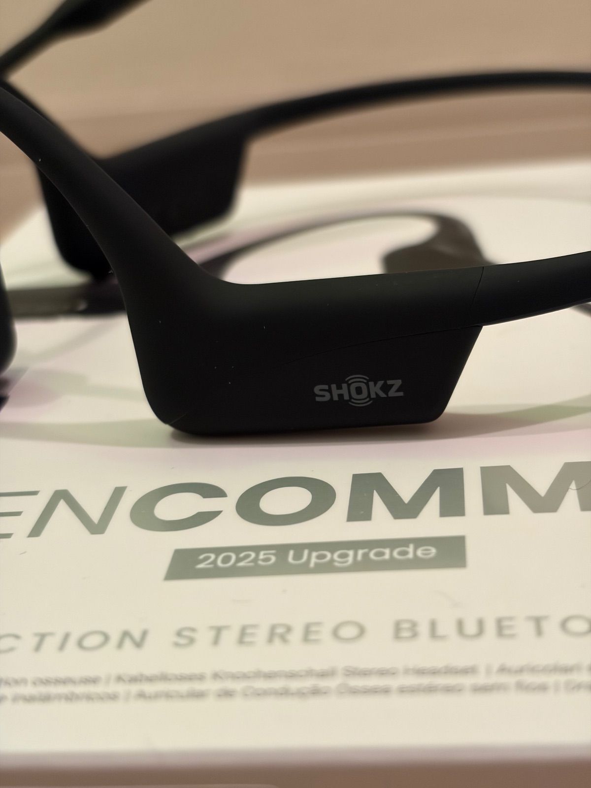 Shokz OpenComm
