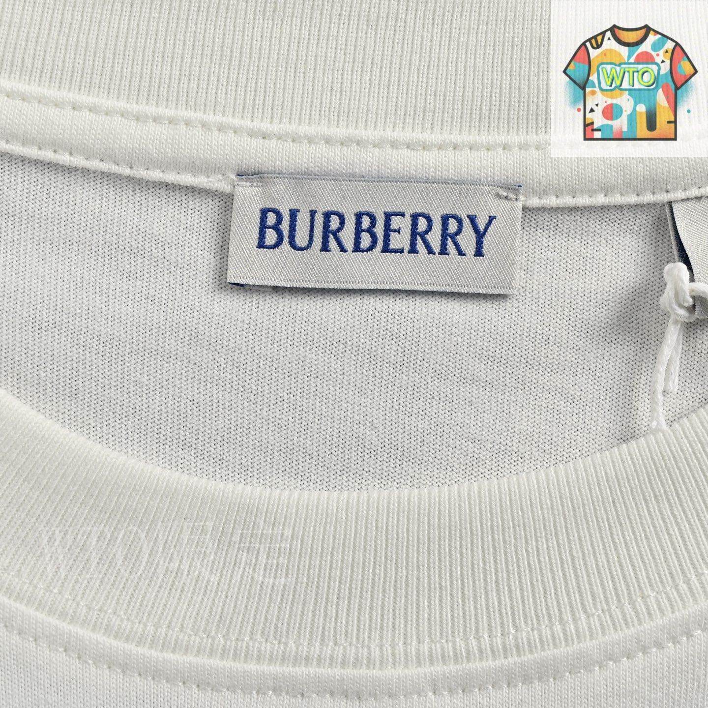 【Burberry】 チェックテープTシャツ 今日特価】Burberry 25SS 裾チェック戦馬テープ T シャツ - メルカリ