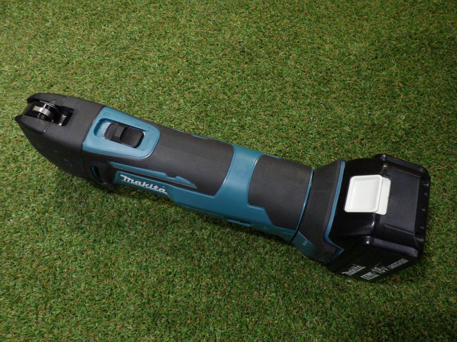 マキタ 充電式マルチツール TM51DRG バッテリ2個 BL1860B|BL1850 充電器 ケース 替刃セット 電動工具 品 WWW_NOITHATQUANGTHANH_NET