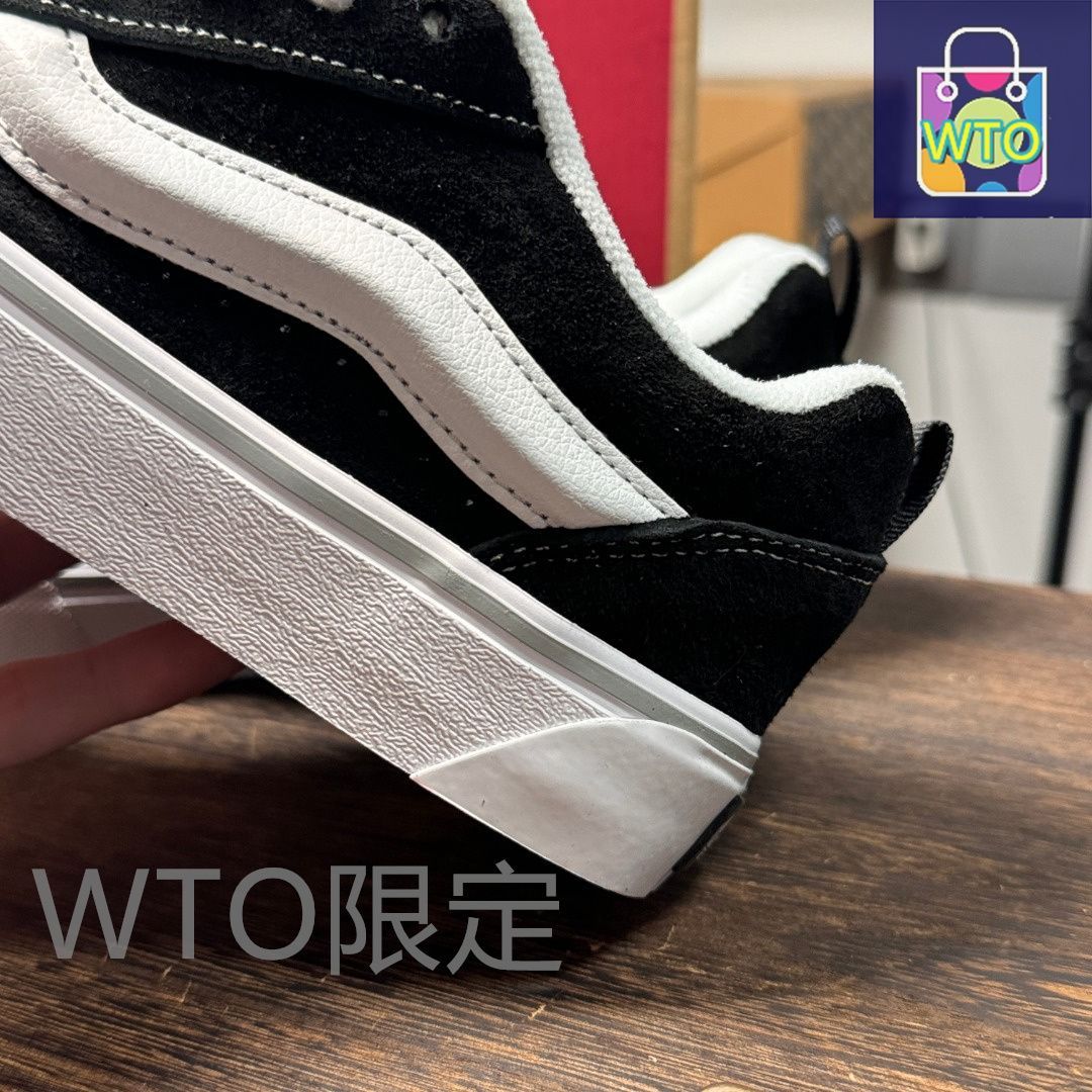 今日特価】Vans Knu-Skool クラシック ブラック & シルバー