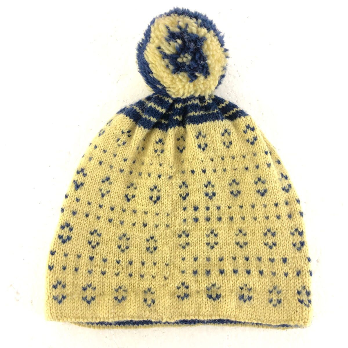 【古着】 ニットキャップ ポンポン付き イエロー系 【中古】 n050023