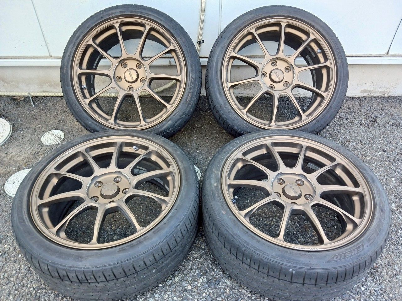 RAYS ZE40 18インチ 8.5J＋50 PCD114.3 シビック等へ