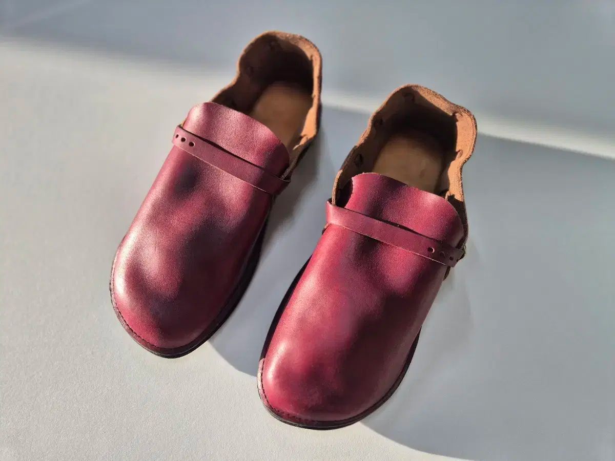オーロラ シューズ ミドル イングリッシュ バーガンディ 8 1 2 D サイズ