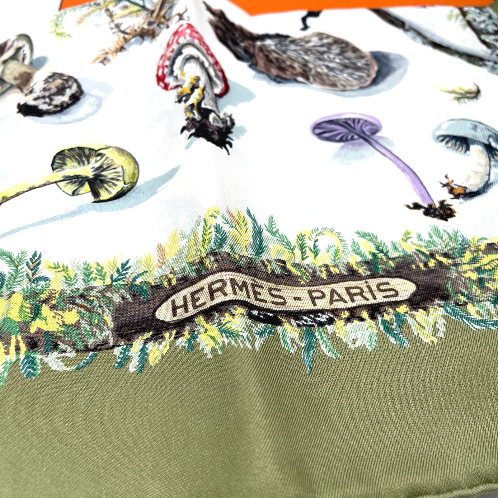 HERMES カレ90 スカーフ 『Champignon』シャンピニオン 茸