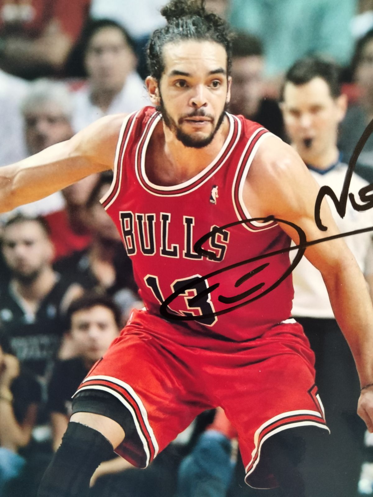 ジョアキム・ノア直筆サイン入り超 大型写真…Joakim Noah Amazon.co.jp: ジョアキム・ノア直筆サイン入り超 大型写真