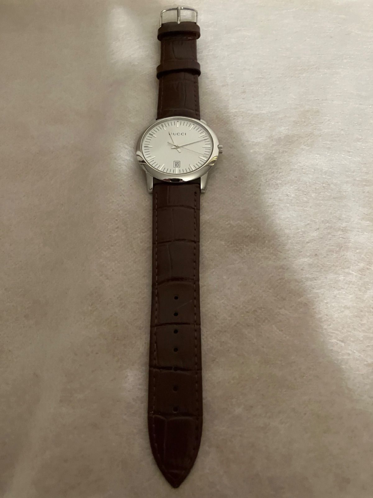 稼働 GUCCI 腕時計 5600M 美品 デイト メンズ ラウンド 1682 稼働 GUCCI 腕時計 5600M 美品 デイト メンズ ラウンド 1682 稼働