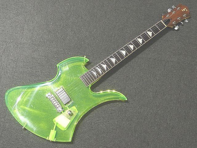 2 フェルナンデス hideモデル エレキギター ◇ スカルストラップ付 グリーン ゼリー クリスタル モッキンバード ▽ FERNANDES  5E6DS - メルカリ