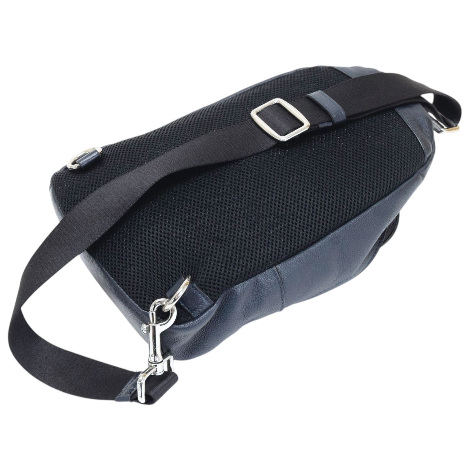美品✨コーチ ボディバッグ チャールズ シグネチャー PVC レザー ブラック コーチ COACH チャールズ ヴァーシティ シグネチャー ボディ